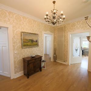 Große Fewo in Jugendstil-Villa, Kassel-Bad Wilhelmshöhe am UNESCO-Bergpark, Herkulesblick, 3 Schlafzimmer, Boxspring-Betten, bis 8 Personen, Balkon, kostenfreie Parkplätze - Art City-Studio Kassel 11
