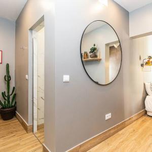 Typical Mouraria Studios by Hosty