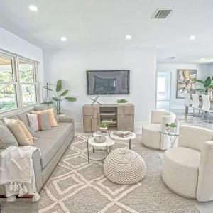 Chic 3BR 2BA Getaway with Private Pool Oasis