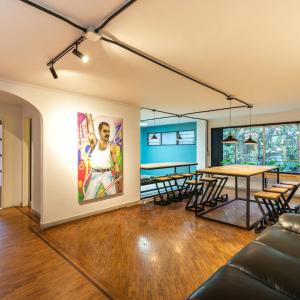 P202 4BR Poblado Apartment at Poblado Provenza
