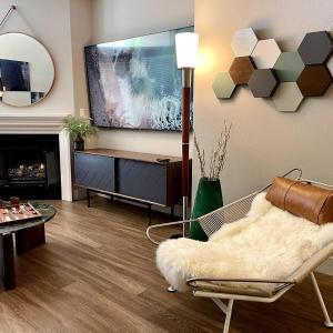 Designer 2 Bedroom with 3 Beds- Pool View, Gym, Parking