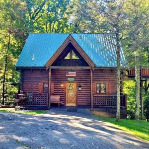 Stunning views!Petfriendly22 with Pool table, Free tickets to Dollywood,Anakeesta,Aquarium &more