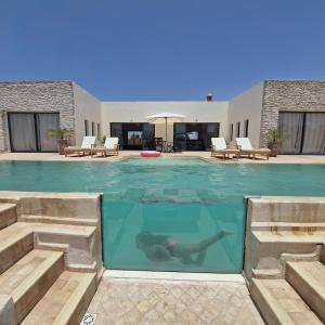 La perle de kaouki-villa de luxe avec piscine aquarium