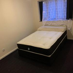Leeds Rooms
