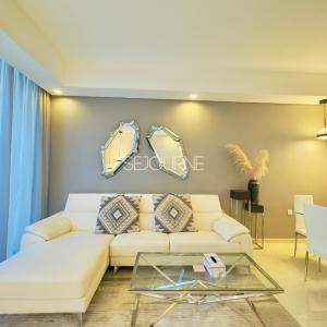 Cool 1BR in Waves Tower by Kasco