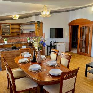 Comfortable 3 Bedroom apartment in the Heart of Prague