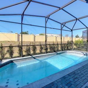 Price Drop! OCT-NOV Book Now - 5BR Pool - Windsor Westside!