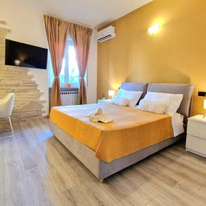 HolidHome - Appartamento Werner - Struttura moderna con garage privato vicino alla fiera
