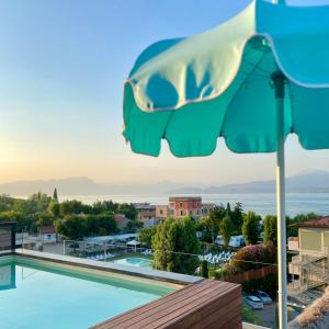 Plaza Lago di Garda Rooms - Rooftop, Lakeview & Jacuzzi