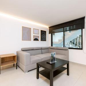 M501 Poblado Apt close to lleras park jacuzzi AC