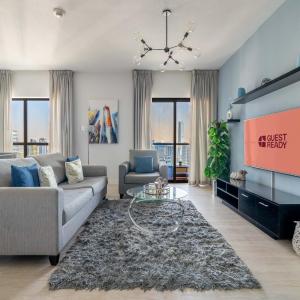 GuestReady - High Floor 2BR in JBR w/ Marina Views