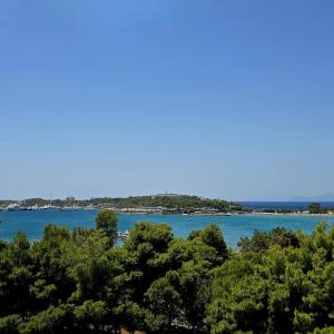Luxury penthouse with stunning riviera view by GHH