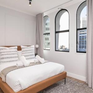 Modern City Studio in Venice House