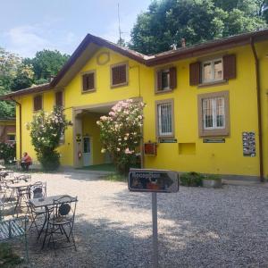 New Generation Hostel Como Lake