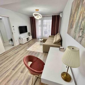 Quiet Deluxe Suite Coresi - Free Parking