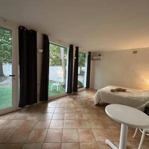 Casetta con giardino
