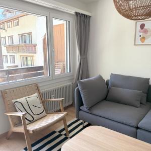 Gorgeous Modern Mountain View Flat in Täsch with free parking