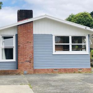 3 Bedroom Serviced House A, 30 Laurel St