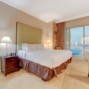 Nocturne Suite at MGM Signature Tower 1 with Balcony 5 MIN WALK FROM F1 GRANDSTAND