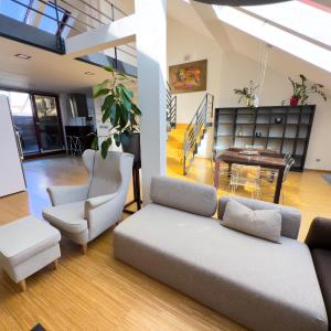 Loft-style& Modern Apartment in the center of Prague