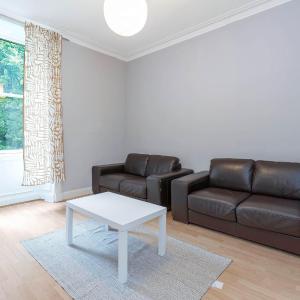 Charming Edinburgh Apartment KEYWORKS CONTRACTERS BUSINESS TRAVELLERS ECT ECT