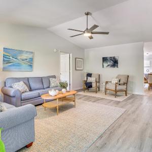 Newly Renovated Home in Oak Island!