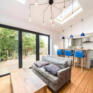 EEJs Luxe 5 Bed Home - Greenwich