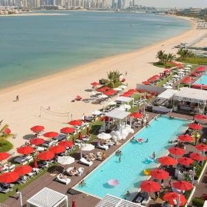 Elegant Palm Jumeirah Retreat with Breathtaking Sea Views By AYA Boutique