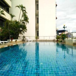 ATHIVAT Royal Pratunam