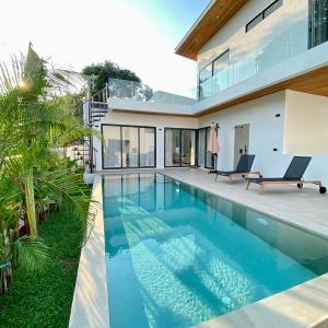 Kohkohnut villa 3BR Villa with Private Pool in Bophut Near Fisherman