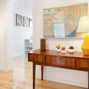 Amazing Vintage Flat with shared Garden in Principe Real Lisbon