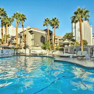 Wyndham Desert Rose Resort 2BR Apartment with Resort Access