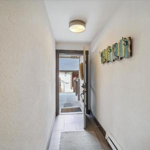 Park Place 302C condo