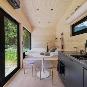 Sonnenplateau Cabins by ALPAMI