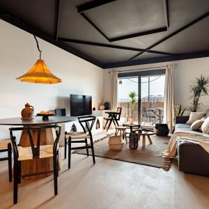 Asrir - 2 bedroom, terrace and pool in Poblenou