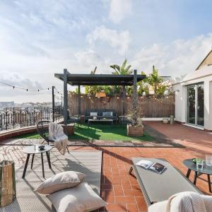 Tossa - 2 bedroom and terrace in Eixample Esquerra