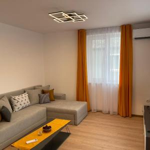 Sofia City Quiet Retreat, family owned 3BDR apartment