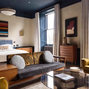 3 John's Place Townhouse