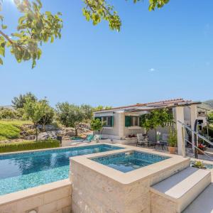 Stunning Home In Plano With Wifi