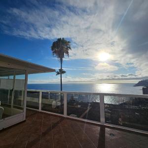 Sunset Balcony with Ocean Views and pool access