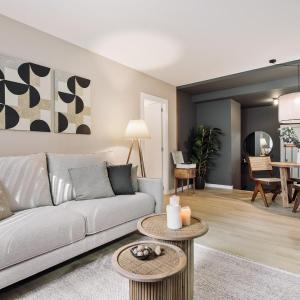 Paul - 2 bedrooms and pool in Poblenou