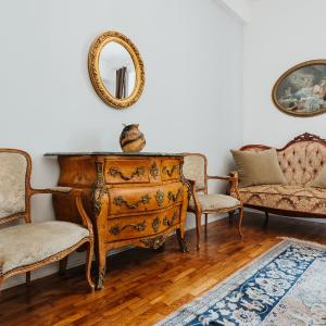 Apartament Locus Vietoris