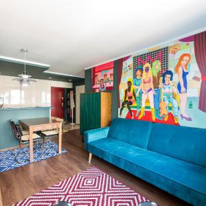 Art&Colorful Apartment by BookingHost