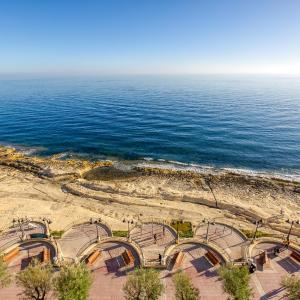 De-Redin Suites by Haven and Keys Malta