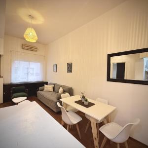 Amazing 1 Bedroom in The Heart of San Telmo ST1 by Apartments Bariloche