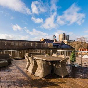 Penthouse Loft apartment with roof terrace Not for events or parties