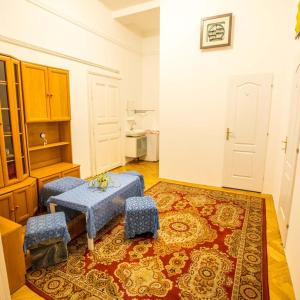 Center apartment 1 bedroom privite use Spring room