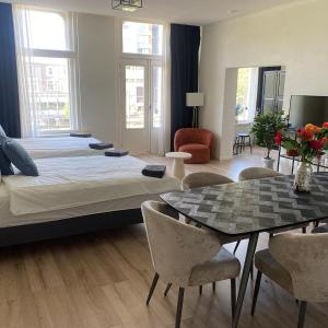 Cozy and best location! 6 person