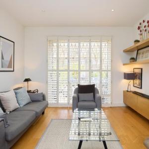 The Porchester Gardens - Modern & Bright 4BDR with Garden and Parking