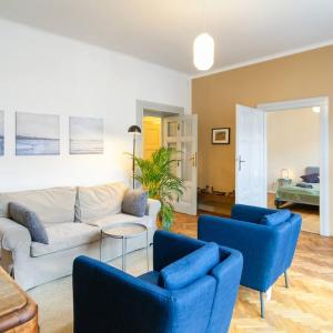 Vintage Charm-3 Bedrooms-Old Town